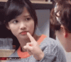 ha-yeonsoo-pointing.gif