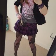 Roxxy-_-