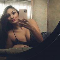 SexyLaura26