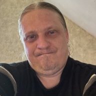 TheLuckyGurl1981