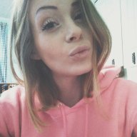 AshleeKayee