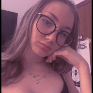pinkdaisyyy9