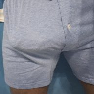 LickinUrLips69