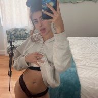 vivianlayalee