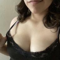 curvykitty19