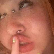 Petite_cuck
