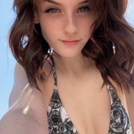 nerdylilslut