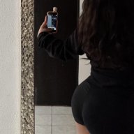 Cute_latina