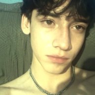 sluttyboyi