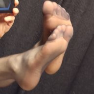 CuteFeet05