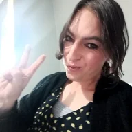 HollyJ87