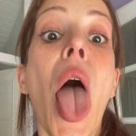 AlizeeDumb