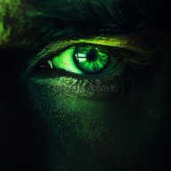 Eyes0fGreeN