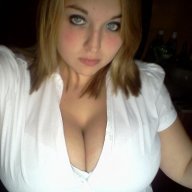 Curvy-Libby