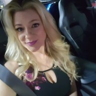 Blondeambitchin43
