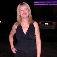 HousewifeMilf