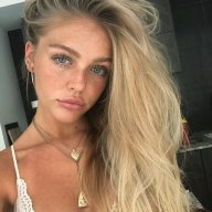 AnnieWhtxx