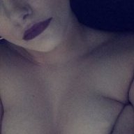 Sexymamabear9