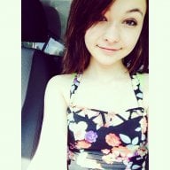 Petite_Lauren