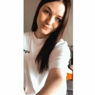 Ellie_