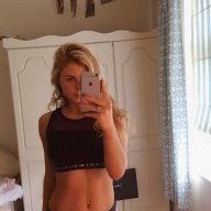 BlondePAWG