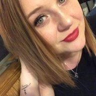 Nikki_D