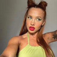 Liz_is_curious