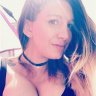 bigtittedwife